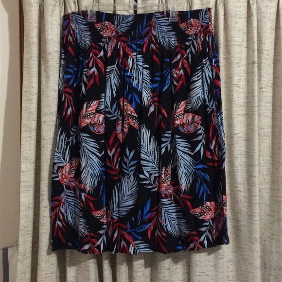 Croft & Barrow Smocked Rayon Challis Skirt - Picture 4 of 4